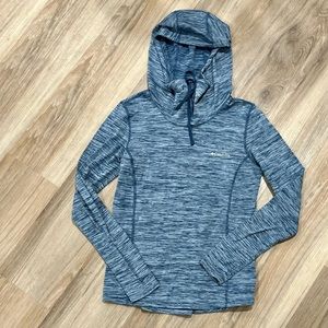 Columbia pullover long sleeve hooded shirt